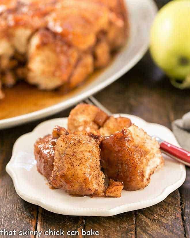 Apple Monkey Bread Crockpot Recipe - Yummy! - That Skinny Chick