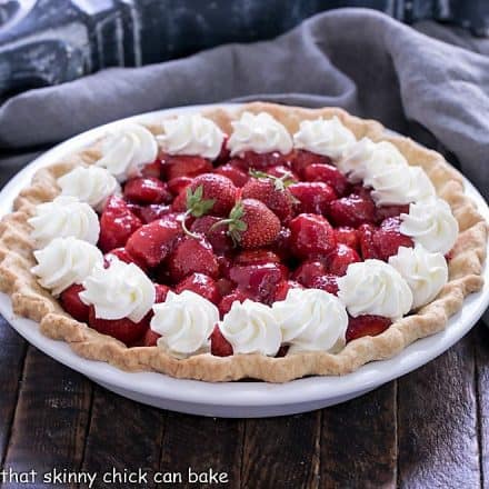 Fresh Strawberry Pie Recipe - No Jello Glaze - That Skinny Chick Can Bake