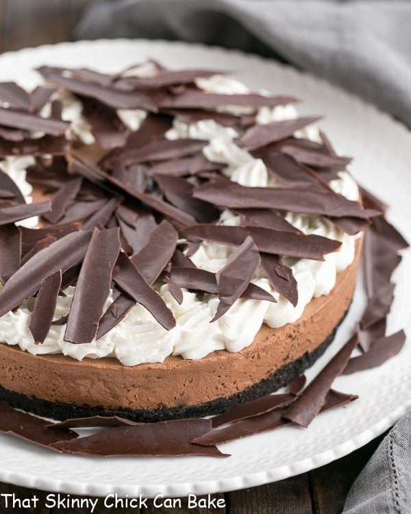 Easy Chocolate Mousse Cake | Chocolate cookie crust, whipped chocolate mousse topped with chocolate shards