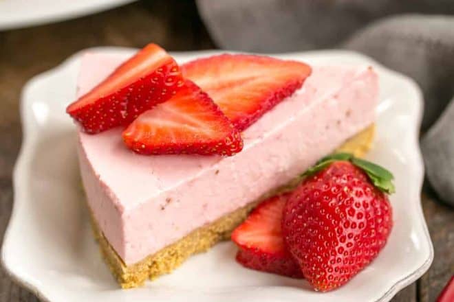 NoBake Strawberry Cheesecake  That Skinny Chick Can Bake