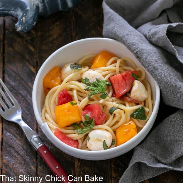 Fresh Tomato Basil Pasta Caprese Twist That Skinny Chick Can Bake