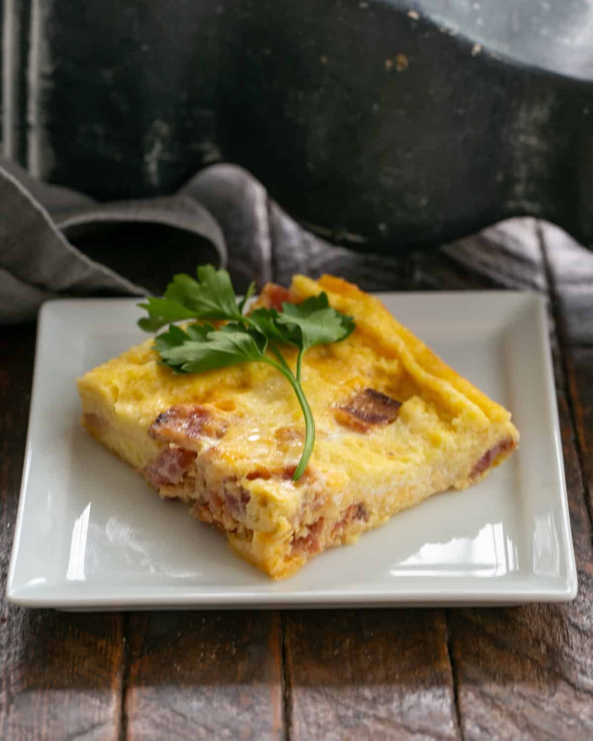 Easy Breakfast Casserole - Perfect for Overnight Guests - That Skinny Chick Can Bake